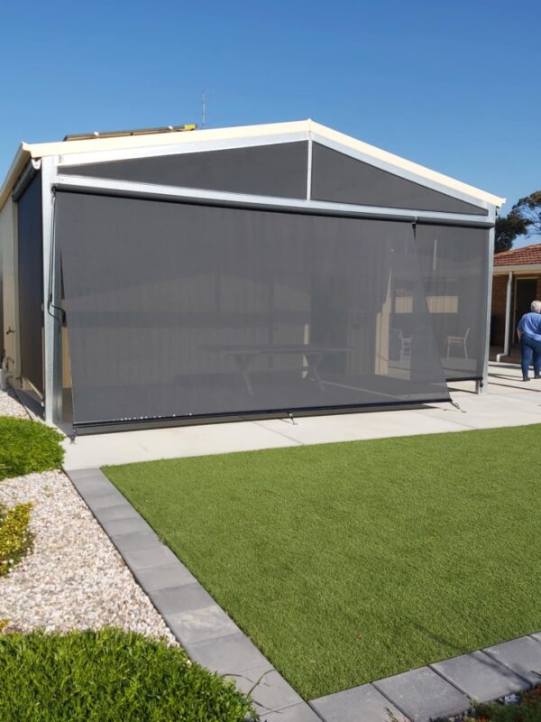 Outdoor Straight Drop Blinds - Image 9