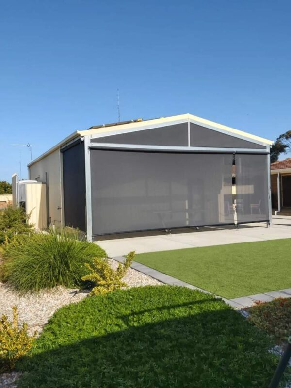 Outdoor Straight Drop Blinds - Image 8